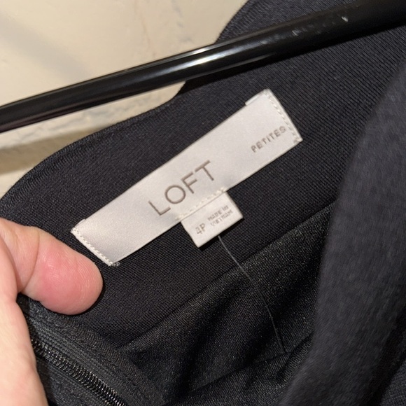 Loft dress Black Women's 4 petite scalloped capped sleeve stretch NEW - Picture 5 of 7